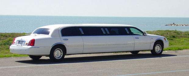 limousine for wedding day